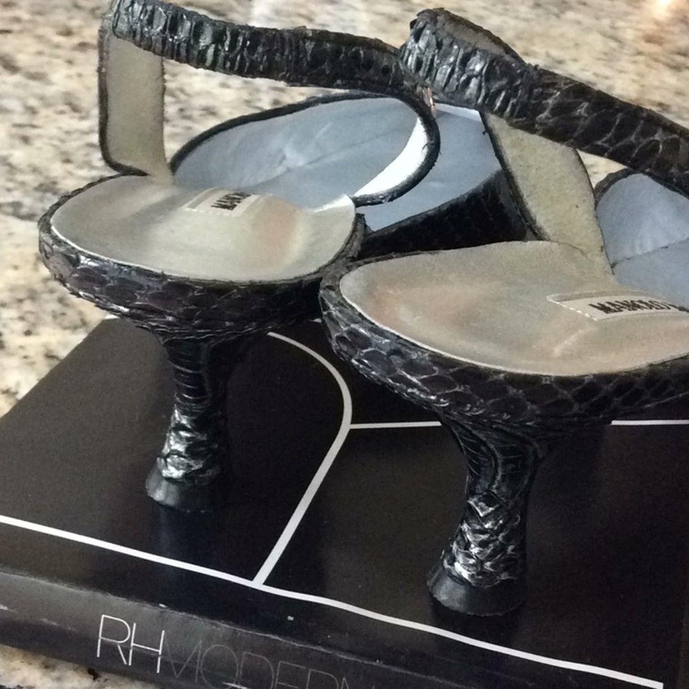 🔥MANOLO BLAHNIK slingback with crystal buckles 41 - Picture 6 of 8